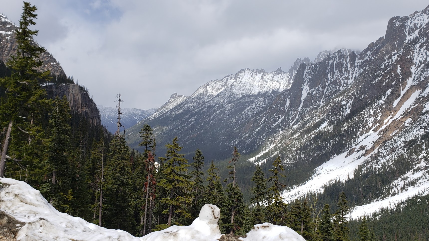 North Cascades Highway photo 1